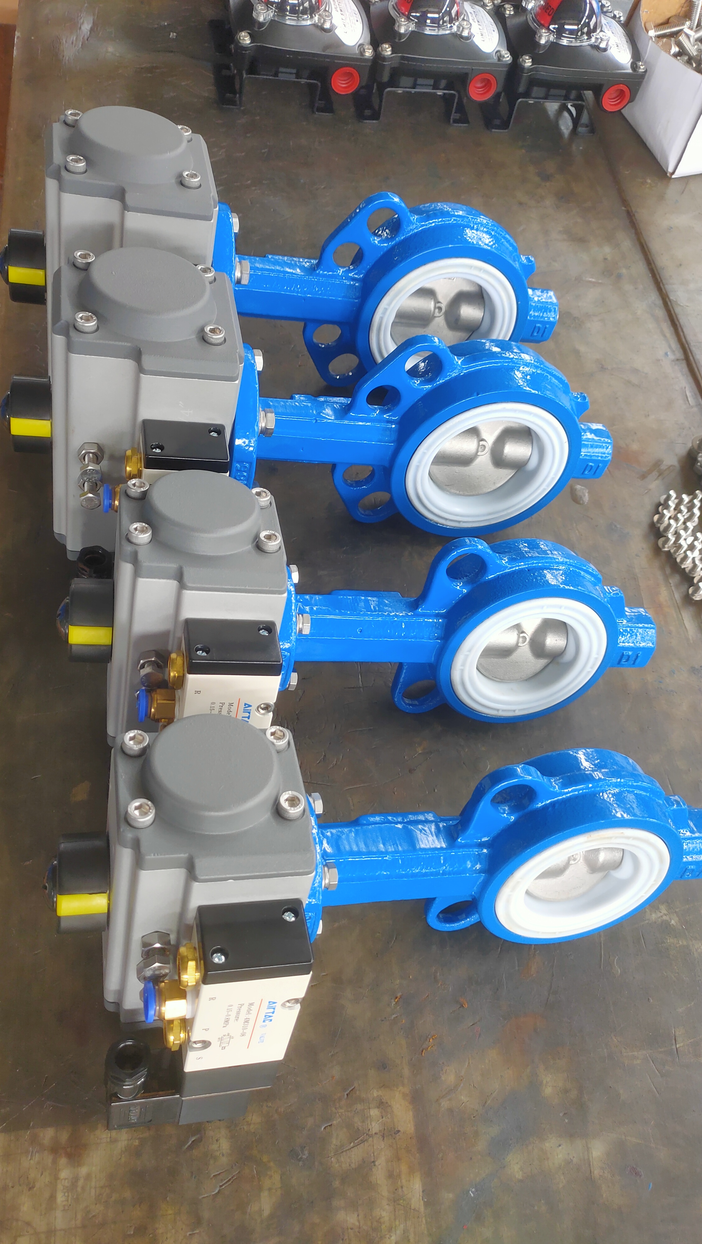 PTFE Pneumatic center-line butterfly valve